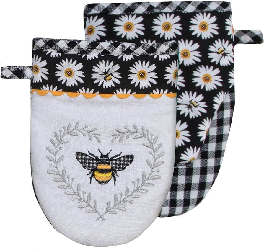 Shop Set Of Flower Pattern Pot Holder, Glove, Apron And Kitchen